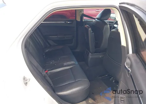 2010 Chrysler 300 Touring/Signature Series/Executive Series from USA, damaged, VIN 2C3CA5CV4AH306974